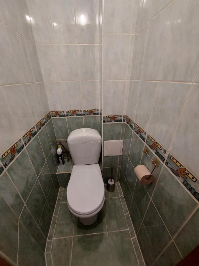 2К Апартаменты Ул.Ревуцкого 19/1 Kiev Dış mekan fotoğraf