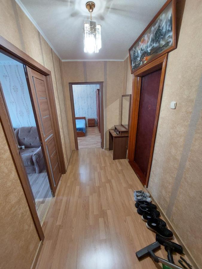 2К Апартаменты Ул.Ревуцкого 19/1 Kiev Dış mekan fotoğraf